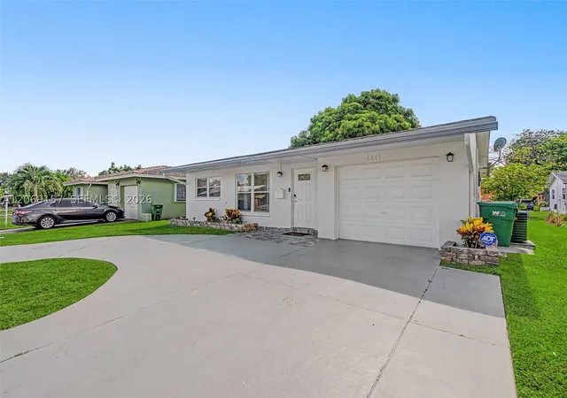 Photo 2 of Single family home for sale at 6001 Nw 66th Ter, Tamarac, FL 33321 | MLS# A12069157 | Listing updated on 2026-09-10