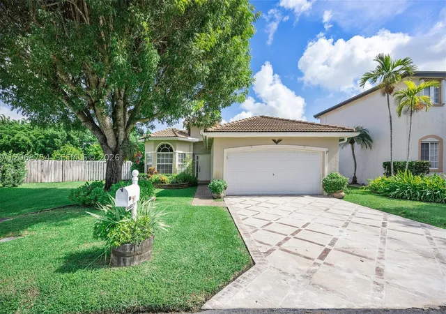 Photo 1 of Single family home for sale at 2835 Se 4th Pl, Homestead, FL 33033 | MLS# A12068754 | Listing updated on 2026-09-13