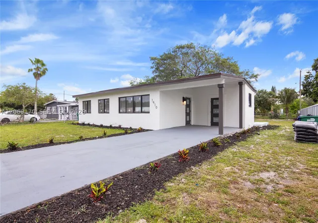 Photo 3 of Single family home for sale at 1910 Nw 134th St, Miami, FL 33167 | MLS# A12069170 | Listing updated on 2026-09-14