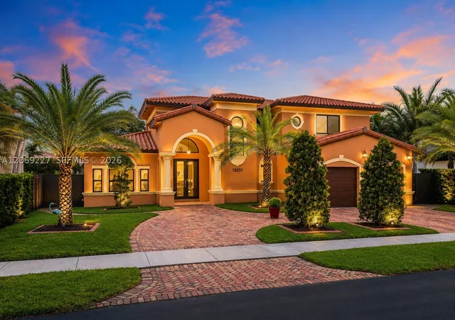 Single family home for sale at 15951 Nw 79Th Ct, Miami Lakes, FL 33016 | MLS# A12069227