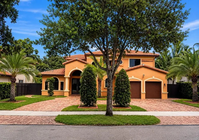 Photo 3 of Single family home for sale at 15951 Nw 79th Ct, Miami Lakes, FL 33016 | MLS# A12069227 | Listing updated on 2026-09-03