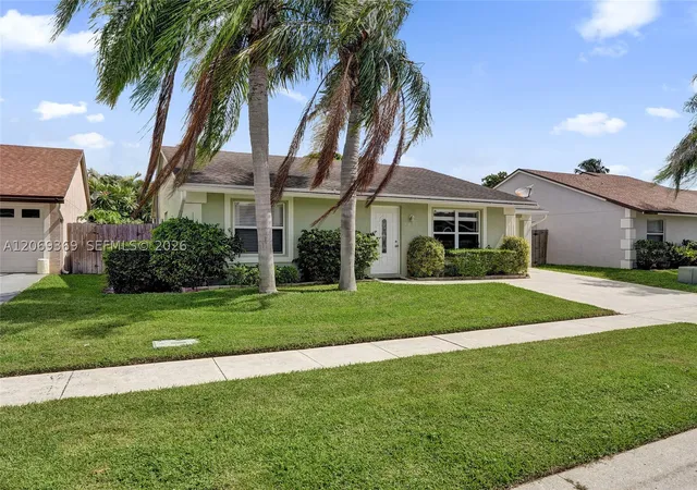 Photo 2 of Single family home for sale at 5451 Chicory Ln, Lake Worth, FL 33463 | MLS# A12069369 | Listing updated on 2026-09-30