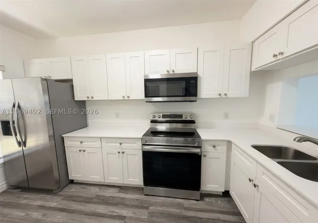 Photo 3 of Sale Pending at 3152 Sw 49Th St #126, Dania Beach, FL 33312 | MLS# A12069402 | Listing updated on 2026-09-15