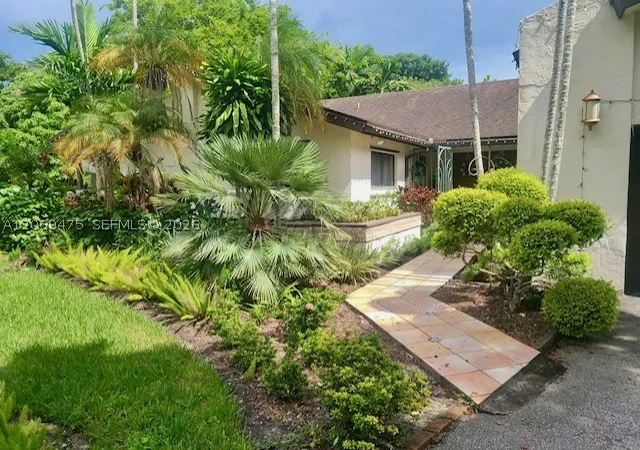 Photo 1 of Single family home for sale at 10220 Sw 91st St, Miami, FL 33176 | MLS# A12069475 | Listing updated on 2026-09-13