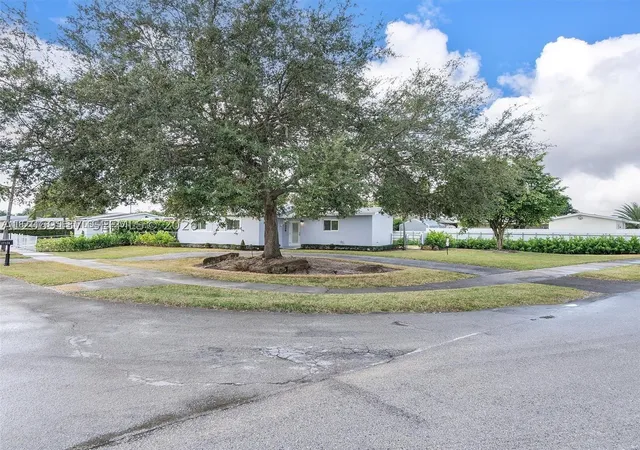 Photo 1 of Single family home for sale at 17320 Nw 80th Ave, Hialeah, FL 33015 | MLS# A12069137 | Listing updated on 2026-09-01