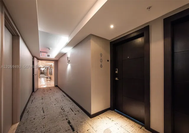 Listing Photo 5 - Condo for sale in building located at 11 Island Ave, Miami Beach, FL 33139 - Unit #906