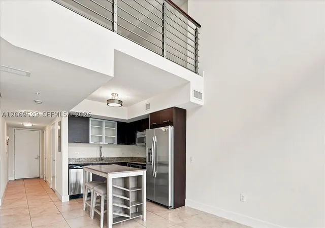 Photo 3 of Condo for sale at 41 Se 5th St #1908, Miami, FL 33131 | MLS# A12069591 | Listing updated on 2026-09-03