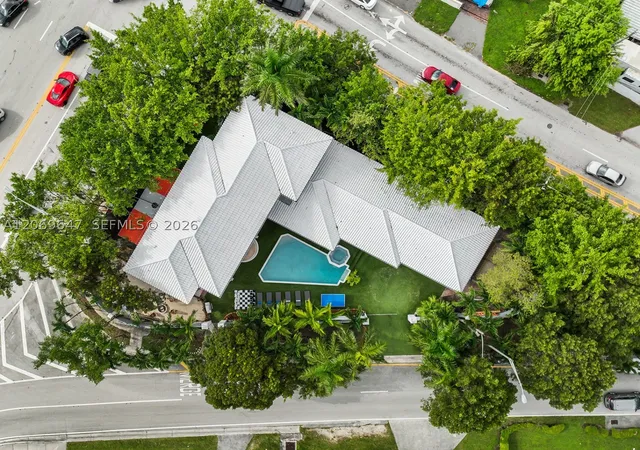 Single family home for sale at 12141 Walsh Blvd, Miami, FL 33184 | MLS# A12069647