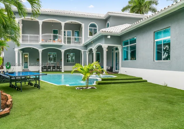 Photo 2 of Single family home for sale at 12141 Walsh Blvd, Miami, FL 33184 | MLS# A12069647 | Listing updated on 2026-09-30