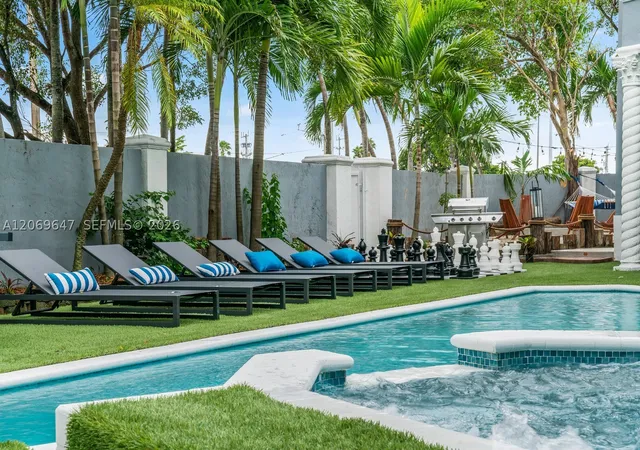 Photo 3 of Single family home for sale at 12141 Walsh Blvd, Miami, FL 33184 | MLS# A12069647 | Listing updated on 2026-09-30