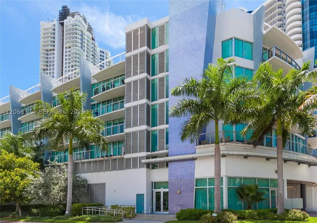 Photo 1 of Condo for sale at 6305 Indian Creek Dr #3G, Miami Beach, FL 33141 | MLS# A12068374 | Listing updated on 2026-09-07