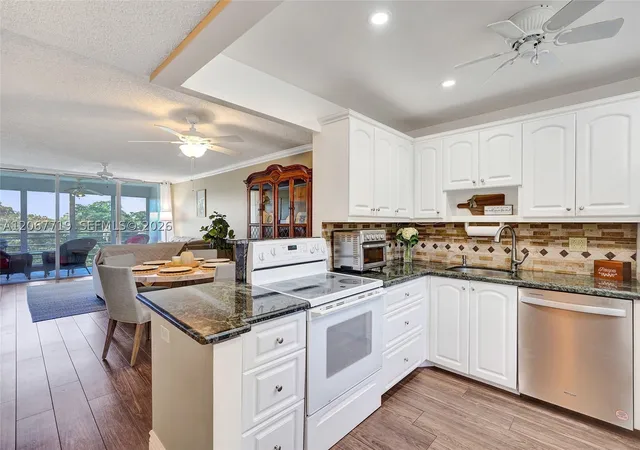 Photo 1 of Condo for sale at 605 Oaks Dr #504, Pompano Beach, FL 33069 | MLS# A12067719 | Listing updated on 2026-09-11