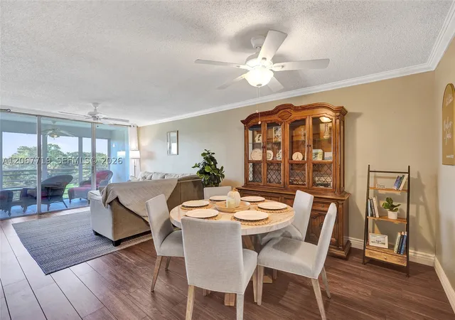 Photo 4 of Condo for sale at 605 Oaks Dr #504, Pompano Beach, FL 33069 | MLS# A12067719 | Listing updated on 2026-10-05