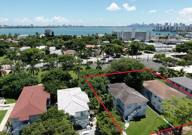 Photo 3 of Multi family home for sale at 1794 Normandy Dr, Miami Beach, FL 33141 | MLS# A12069727 | Listing updated on 2026-08-26