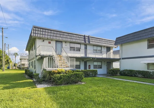 Photo 2 of Condo for sale at 527 Brittany K #527, Delray Beach, FL 33446 | MLS# A12069826 | Listing updated on 2026-09-23