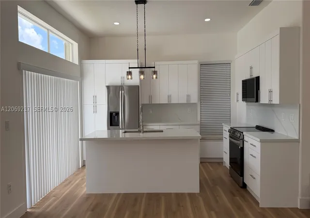 Photo 3 of Single family home for sale at 19089 Nw 23rd Ct, Pembroke Pines, FL 33029 | MLS# A12069217 | Listing updated on 2026-09-18