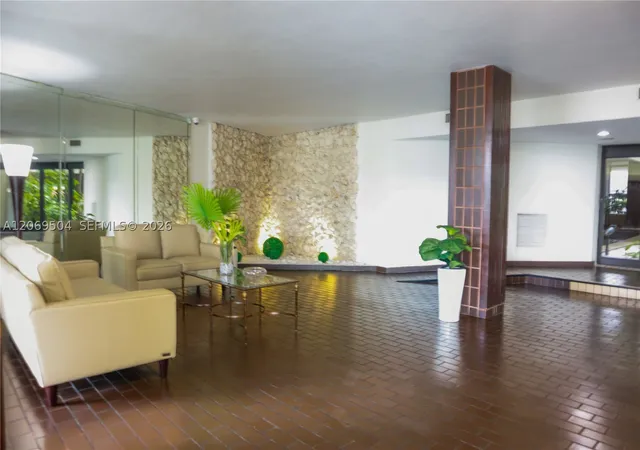 Photo 4 of Condo for sale at 13951 Kendale Lakes Cir #310A, Miami, FL 33183 | MLS# A12069504 | Listing updated on 2026-09-10