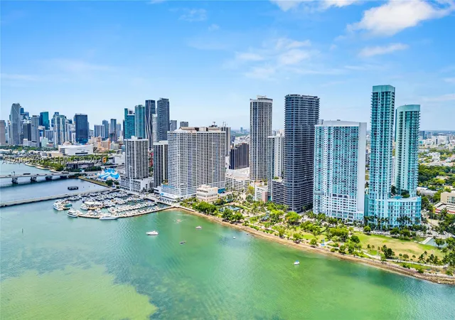 Photo 2 of Condo for sale at 1800 N Bayshore Dr #809, Miami, FL 33132 | MLS# A12069786 | Listing updated on 2026-09-10