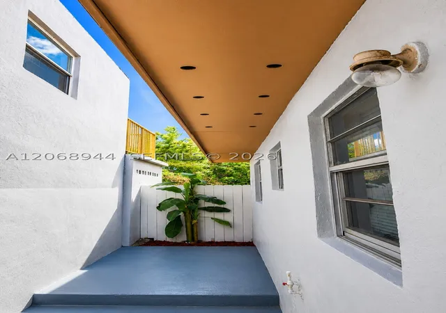 Photo 2 of Multi family home for sale at 119 Nw 3rd St, Hallandale Beach, FL 33009 | MLS# A12068944 | Listing updated on 2026-09-17