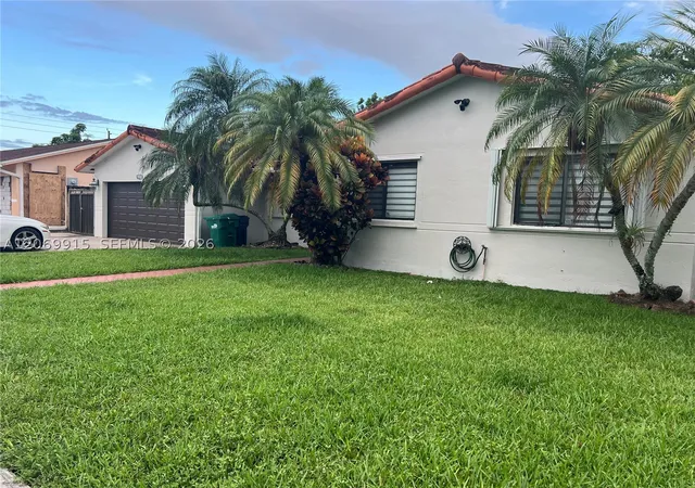 Photo 2 of Sale Pending at 9940 Sw 155th St, Miami, FL 33157 | MLS# A12069915 | Listing updated on 2026-08-28