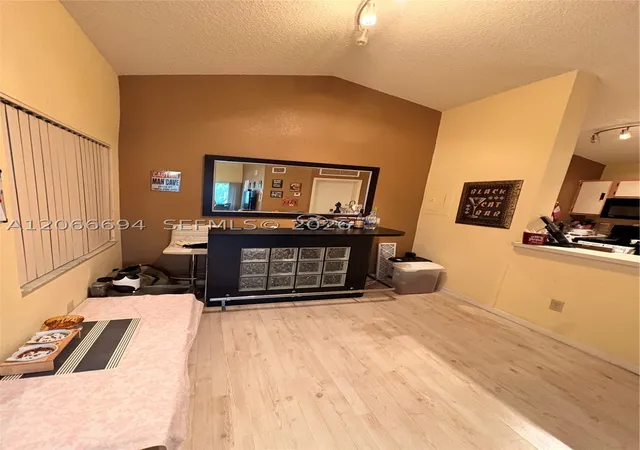 Photo 4 of Condo for sale at 2880 N Oakland Forest Dr #313, Oakland Park, FL 33309 | MLS# A12066694 | Listing updated on 2026-09-24