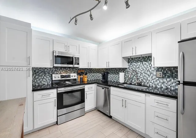 Photo 4 of Condo for sale at 531 N Ocean Blvd #1005, Pompano Beach, FL 33062 | MLS# A12057421 | Listing updated on 2026-09-30