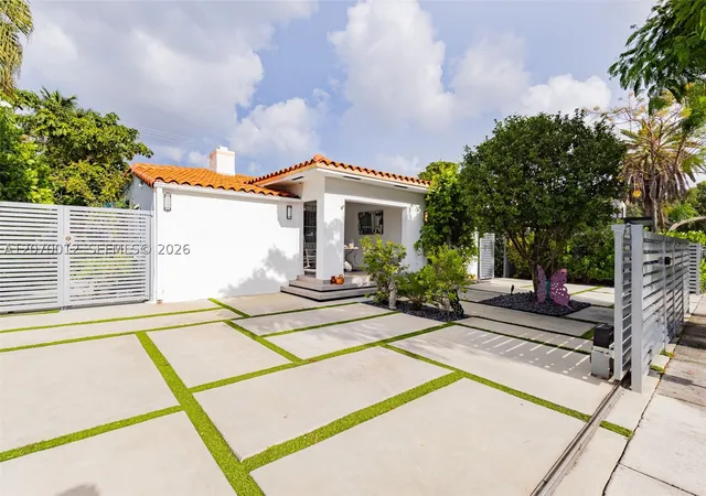 Photo 1 of Sale Pending at 619 Sw 39th Ave, Miami, FL 33134 | MLS# A12070012 | Listing updated on 2026-09-11
