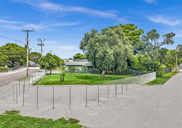 Photo 3 of Land for sale at 628 Nw 22Nd Rd, Fort Lauderdale, FL 33311 | MLS# A12070020 | Listing updated on 2026-09-21