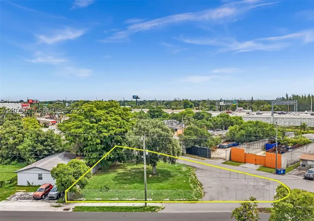 Photo 4 of Land for sale at 628 Nw 22Nd Rd, Fort Lauderdale, FL 33311 | MLS# A12070020 | Listing updated on 2026-09-21