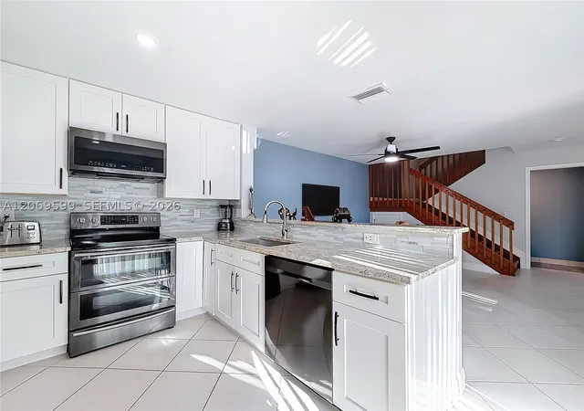 Photo 2 of Sale Pending at 10977 Long Boat Dr #10977, Cooper City, FL 33026 | MLS# A12069599 | Listing updated on 2026-09-12