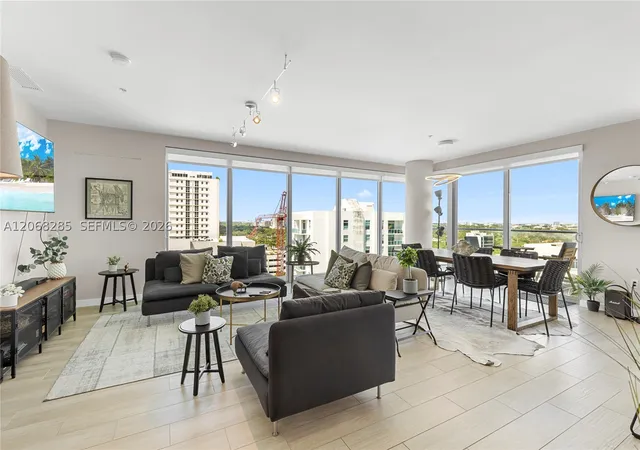 Listing Photo 1 - Condo for sale in Le Parc At Brickell located at 1600 Sw 1St Ave, Miami, FL 33129 - Unit #1202