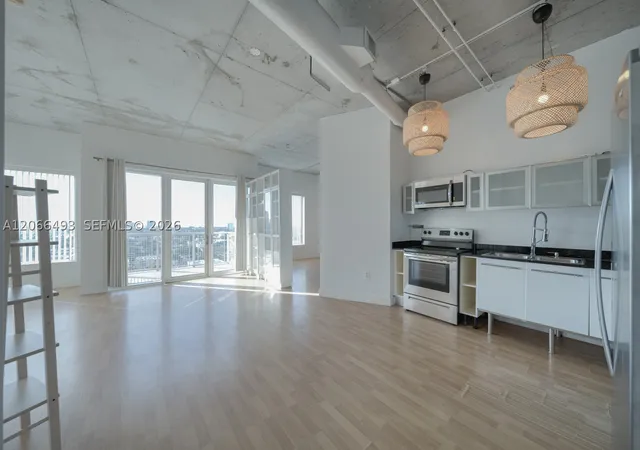 Condo for sale at 10 Sw South River Dr #1406, Miami, FL 33130 | MLS# A12066493 | Listing updated on 2026-09-02