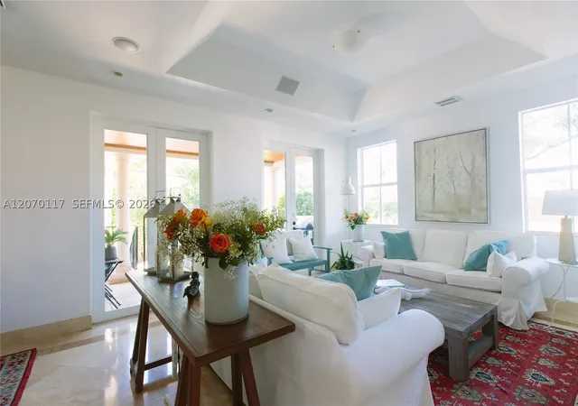 Photo 2 of Single family home for sale at 335 W Enid Dr, Key Biscayne, FL 33149 | MLS# A12070117 | Listing updated on 2026-09-19