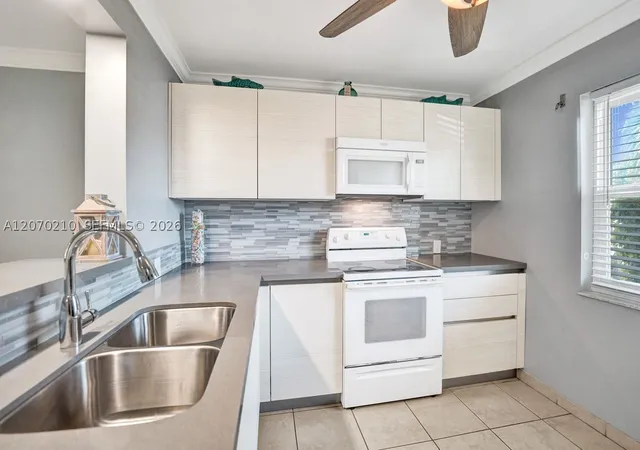 Photo 3 of Condo for sale at 325 Se 11th Ter #107, Dania Beach, FL 33004 | MLS# A12070210 | Listing updated on 2026-09-02