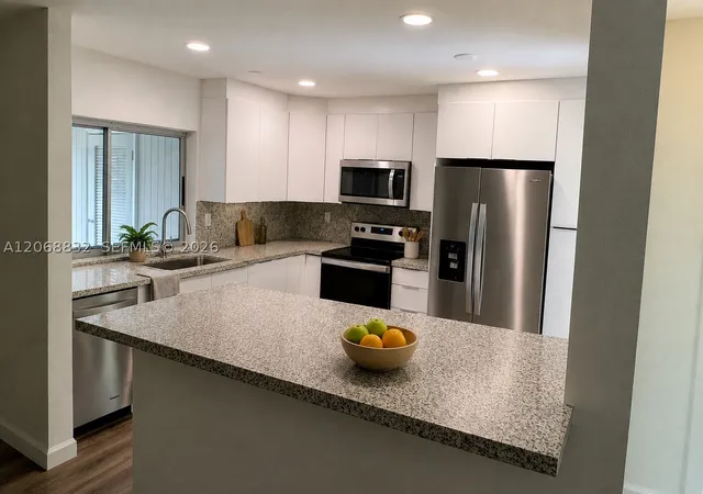 Listing Photo 4 - Condo for sale in building located at 16971 SW 113th Ct, Miami, FL 33157 - Unit #31444E