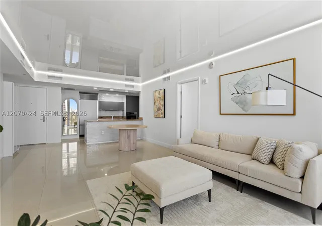 Photo 3 of Condo for sale at 17201 Collins Ave #3502, Sunny Isles Beach, FL 33160 | MLS# A12070424 | Listing updated on 2026-10-05