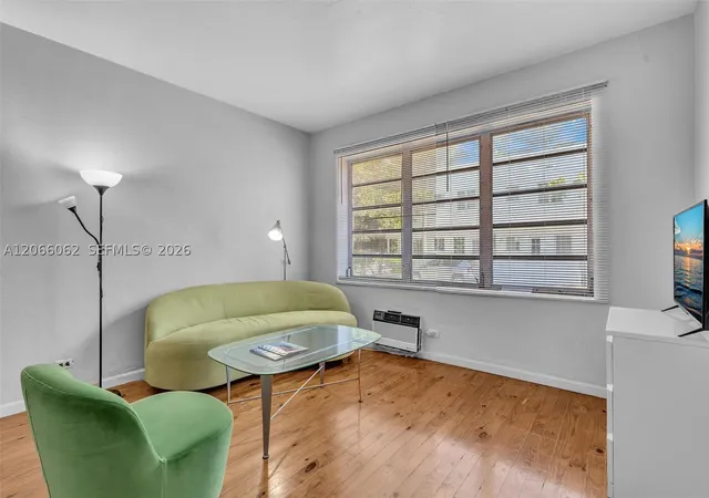 Photo 3 of Condo for sale at 736 12th St #5, Miami Beach, FL 33139 | MLS# A12066062 | Listing updated on 2026-09-10