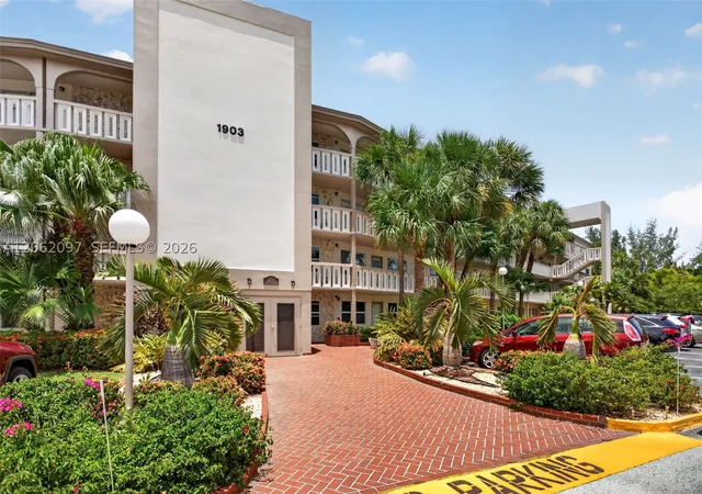 Photo 1 of Sale Pending at 1903 Bermuda Cir #D2, Coconut Creek, FL 33066 | MLS# A12062097 | Listing updated on 2026-09-09