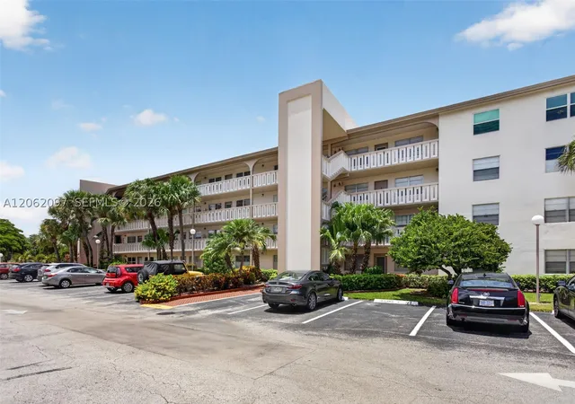 Photo 2 of Sale Pending at 1903 Bermuda Cir #D2, Coconut Creek, FL 33066 | MLS# A12062097 | Listing updated on 2026-09-09