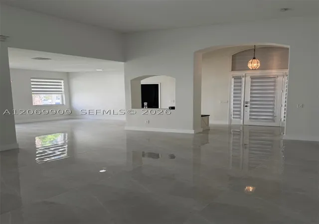 Photo 3 of Single family home for sale at 2609 Teeside Ct, Kissimmee, FL 34746 | MLS# A12069909 | Listing updated on 2026-10-06