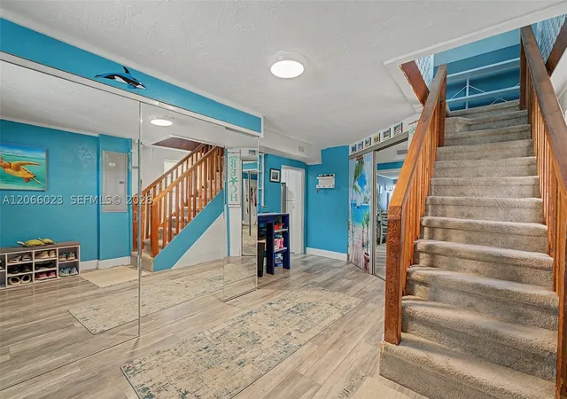Photo 4 of Single family home for sale at 137 Mccoy Dr, Lake Placid, FL 33852 | MLS# A12066023 | Listing updated on 2026-09-10