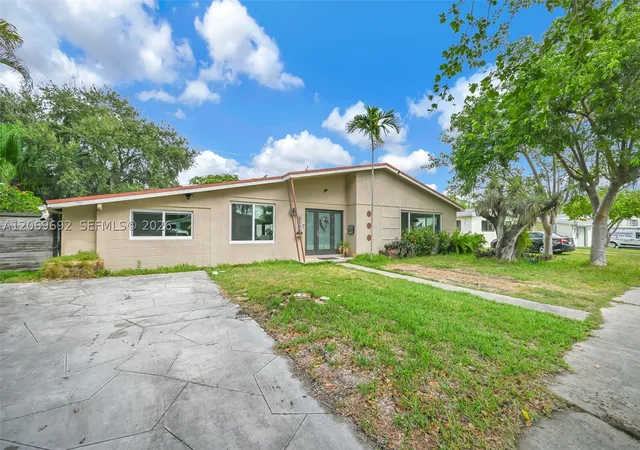 Photo 2 of Single family home for sale at 9359 Dominican Dr, Cutler Bay, FL 33189 | MLS# A12069692 | Listing updated on 2026-08-31