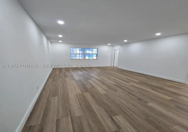 Photo 2 of Condo for sale at 2424 Se 17th Cswy #110B, Fort Lauderdale, FL 33316 | MLS# A12070855 | Listing updated on 2026-08-27