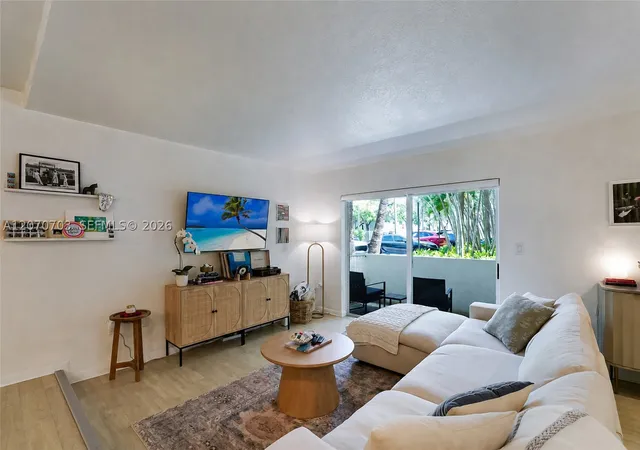 Photo 2 of Condo for sale at 8950 Sw 69th Ct #109, Pinecrest, FL 33156 | MLS# A12070703 | Listing updated on 2026-08-28