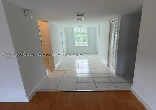 Photo 3 of Condo for sale at 164 Lakeview Dr #204, Weston, FL 33326 | MLS# A12067915 | Listing updated on 2026-08-26