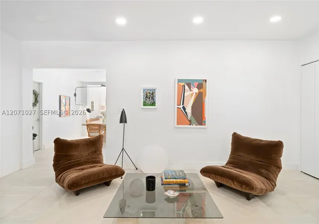 Photo 3 of Single family home for sale at 638 Ne 141st St, North Miami, FL 33161 | MLS# A12071027 | Listing updated on 2026-09-10