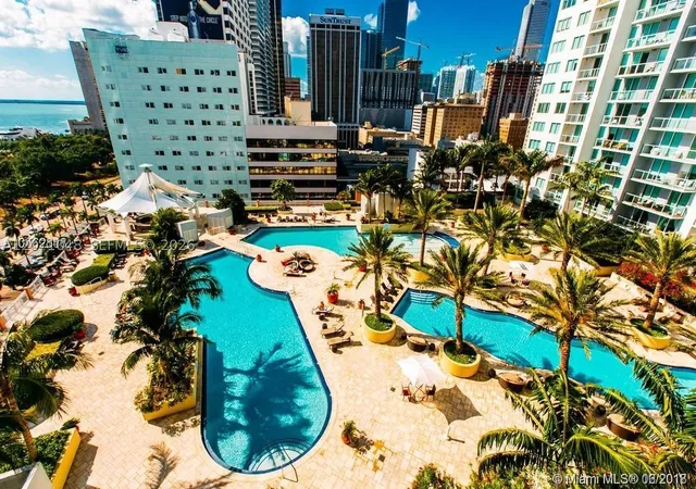 Photo 3 of Condo for sale at 244 Biscayne Blvd #1707, Miami, FL 33132 | MLS# A12071048 | Listing updated on 2026-09-10
