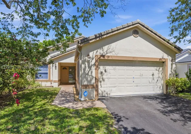 Photo 3 of Single family home for sale at 3211 Nw 123 Ave, Coral Springs, FL 33065 | MLS# A12071286 | Listing updated on 2026-09-09