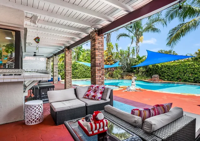 Single family home for sale at 11723 Sw 95Th Ter, Miami, FL 33186 | MLS# A12069824