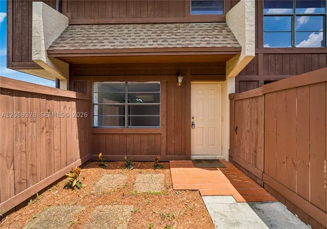 Photo 3 of Sale Pending at 6231 Sw 116th Pl #A, Miami, FL 33173 | MLS# A12069378 | Listing updated on 2026-09-02